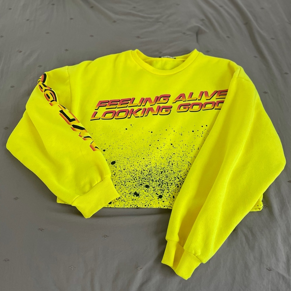 Neon yellow crop sweater from Zara